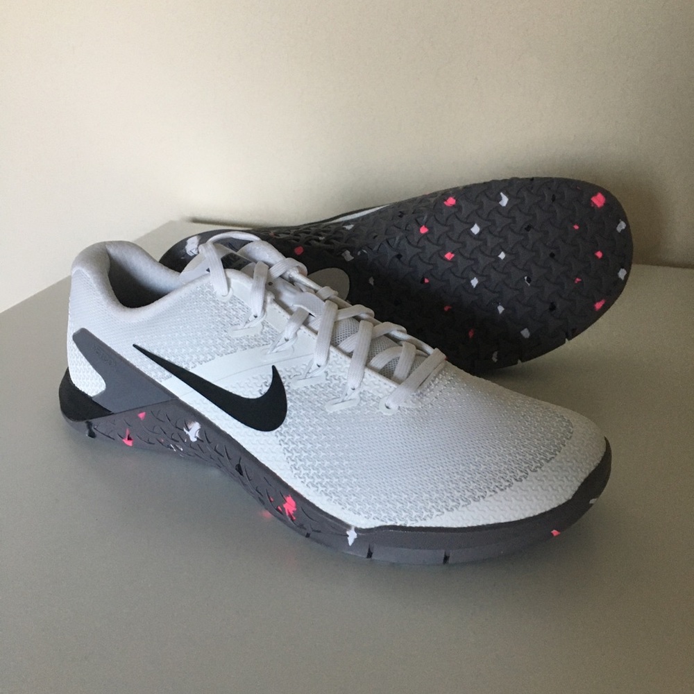 Nike Metcon 4 White/Gunsmoke Sz 10